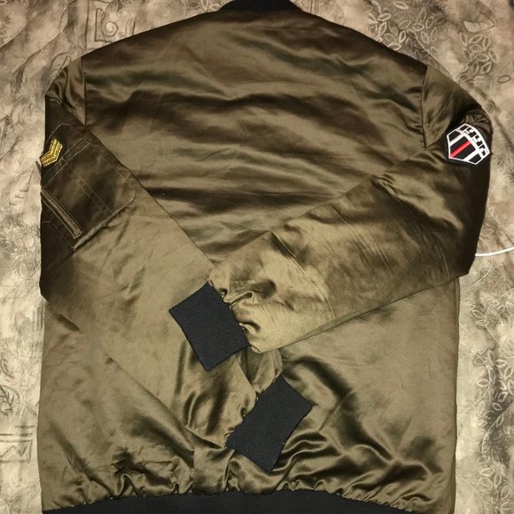 Satin/silk green bomber jacket - Picture 2 of 4